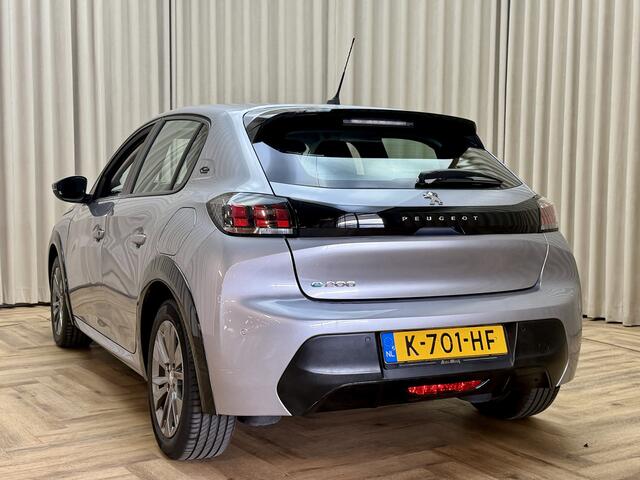 Peugeot e-208 EV Active Pack 50 kWh *3 Fase Laden* Org.NL! / Apple Carplay / Cruise Control / Camera / PDC