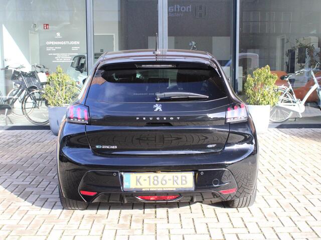 Peugeot e-208 EV GT 350 50 kWh Stoelverwarming, Adaptieve cruise control, Navigatie.