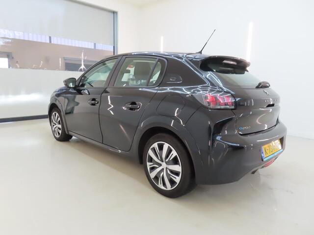 Peugeot e-208 EV Active 50 kWh | 53.000 KM | SOH 93% | Navigatie | VERWACHT!