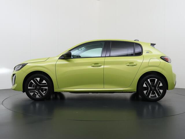 Peugeot e-208 EV Allure 51 kWh NIEUWE AUTO 8KM!| PEUGEOT GARANTIE T/M 05-2027| PARKEERSENSOREN VOOR + ACHTER| WARMTEPOMP| APPLE CARPLAY/ ANDROID AUTO| CRUISE CONTROL