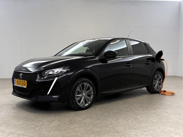 Peugeot e-208 EV Active Pack 50 kWh | Snelladen | SOH 95% | Clima | Carplay | Cruise | LED | Navi | Parkeersens.