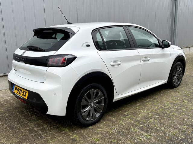 Peugeot e-208 EV BLUE LEASE ACTIVE 50 kWh 3 FASE SOH100%