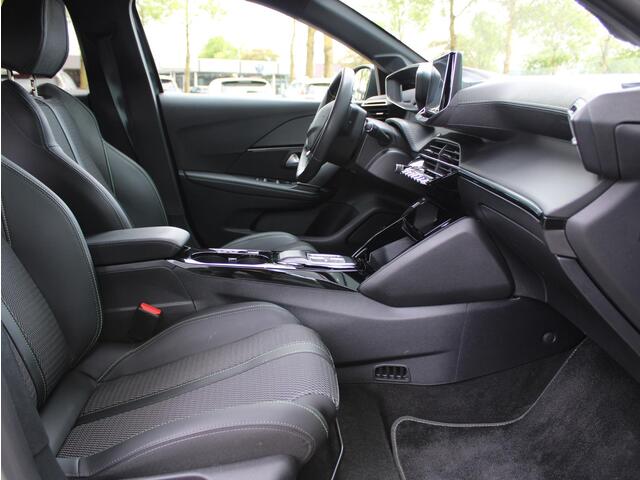 Peugeot e-208 EV GT 51 kWh | Navi / Camera / Climate