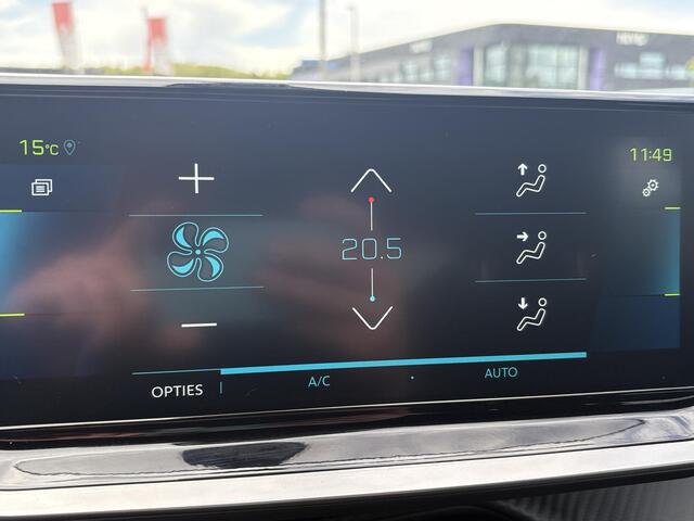 Peugeot e-208 EV GT 50 kWh | 7800 KM | Stoelverwarming | Adaptive Cruise | Dodehoeksensoren | LM Winterset