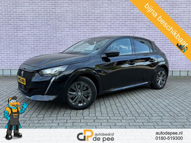 Peugeot e-208 EV Allure 50 kWh GARANTIE/CARPLAY/CLIMA/CRUISE/NAVI/CAMERA/LICHTMETAAL rijklaarprijs!