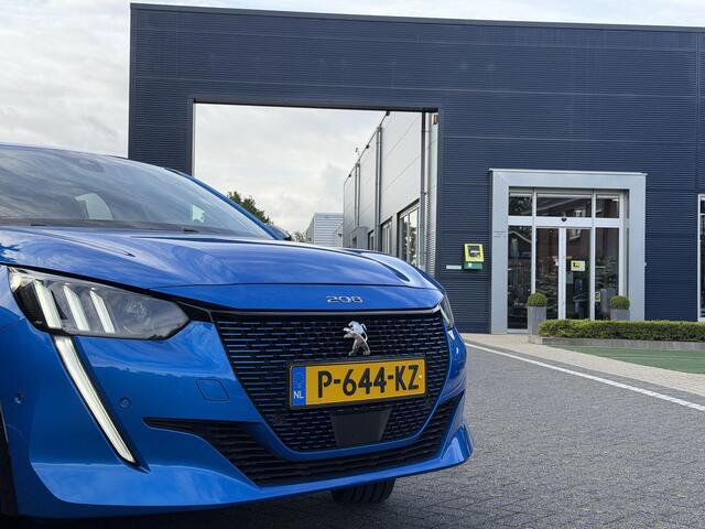 Peugeot e-208 GT 350 50 kWh 136PK Automaat Navigatie, Achteruitrijcamera, Keyless, Stoelverwarming, Trekhaak Afneembaar, Apple Carplay, Android Auto