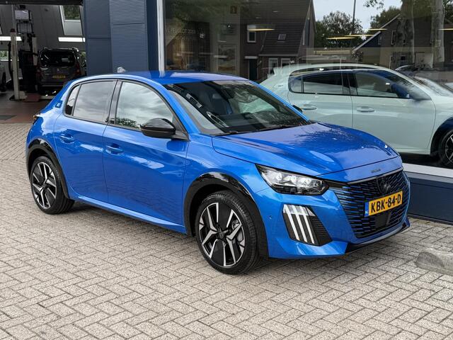 Peugeot e-208 EV GT Avantage 51 kWh 156 PK | Nieuwe Auto | Tot 8 jaar Garantie | Alcantara Stoelen met Verwarming en Massage | Navigatie | Adaptieve Cruise Control | 360 Graden Camera | Full LED Verlichting | 400 Km WLTP Range | 17" Lichtmetalen Velgen | Parkeersensore