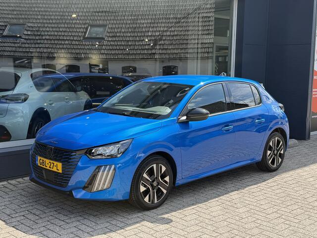 Peugeot e-208 EV GT Avantage 51 kWh 156 PK | Nieuwe Auto | Tot 8 jaar Garantie | Alcantara Stoelen met Verwarming en Massage | Navigatie | Adaptieve Cruise Control | 360 Graden Camera | Full LED Verlichting | 400 Km WLTP Range | 17" Lichtmetalen Velgen | Parkeersensore
