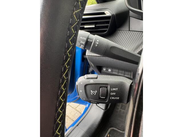 Peugeot e-208 EV GT 350 50 kWh | Panorama | Dodehoekdetectie | Navigatie | Full LED | Stoelverwarming | Adaptieve Cruise Control