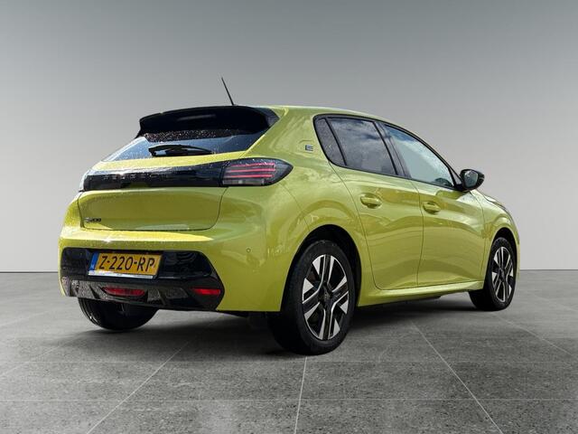 Peugeot e-208 Style EV 3-FASEN 50kWh 136pk | KEYLESS ENTRY | STOELVERW. | 16" LM-VELGEN | PARKEERHULP | NAVI | APPLE CARPLAY / ANDROID AUTO