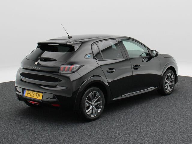 Peugeot e-208 EV Allure 50 kWh 136 Pk | 360° Camera | Climatronic | Bluetooth | Navigatie | Cruise Control | 16 inch | 46.469 Km !!