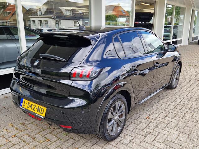 Peugeot e-208 EV Allure Pack 50 kWh | Navigatie | Stoelverwarming | Climate & Cruise Control | Digitale cockpit | Applecarplay/Android Auto |