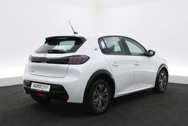Peugeot e-208 Allure 50 kWh Camera l Navi l Keyless