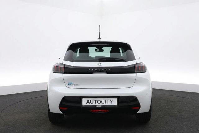 Peugeot e-208 Allure 50 kWh Camera l Navi l Keyless