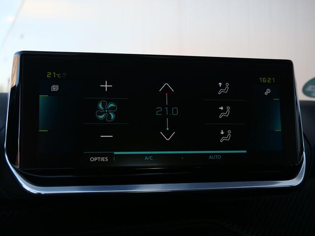 Peugeot e-208 EV GT 350 50 kWh 136 Pk Automaat Navi / DAB / Apple Carplay / Camera / Pano-dak / SOH 91,7%
