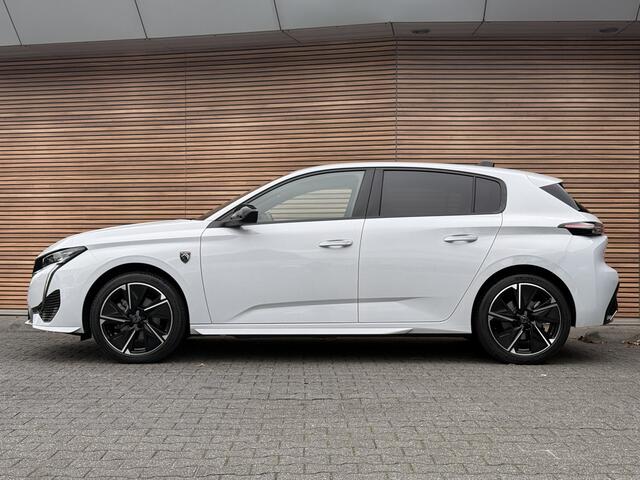Peugeot e-308 GT First Edition EV 54 kWh Stoel & Stuur verwarming / Navi / Camera / Clima / 18Inch