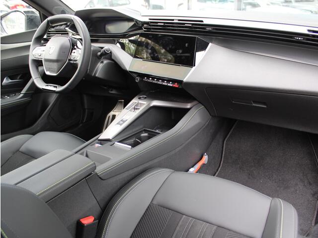 Peugeot e-308 SW GT 54 kWh | Navi / Alcantara / Camera