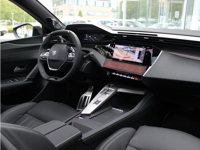 Peugeot e-408 GT Exclusive 58 kWh | Leder/Panoramadak/Focal/Camera
