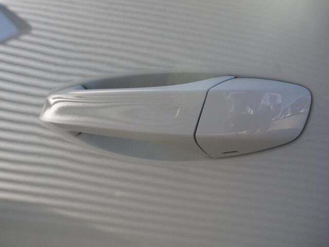 Peugeot e-408 GT Avantage 58 kWh Panoramadak | 360 Camera