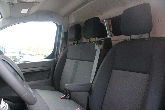 Peugeot e-Expert EV L2 75 kWh | NAVIGATIE 10" TOUCHSCREEN | ACHTERUITRIJ CAMERA | APPLE CARPLAY/ANDROID AUTO | PARKEERSENSOREN | CRUISE CONTROL | DAB+ RADIO | 3-ZITS | LAADRUIMTE PAKKET | PACK MODUWORK |