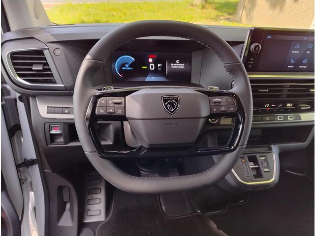 Peugeot e-Expert L2 75 kWh AUTOMAAT | LED koplampen | Climate control | Keyless entry | Dode hoek detectie | Achteruitrijcamera | Parkeersensoren voor en achter | Multimedia | Carplay | NAVI | Digital cockpit | Licht- en regensensor | Mistlampen | Bestuurdersstoel comfort