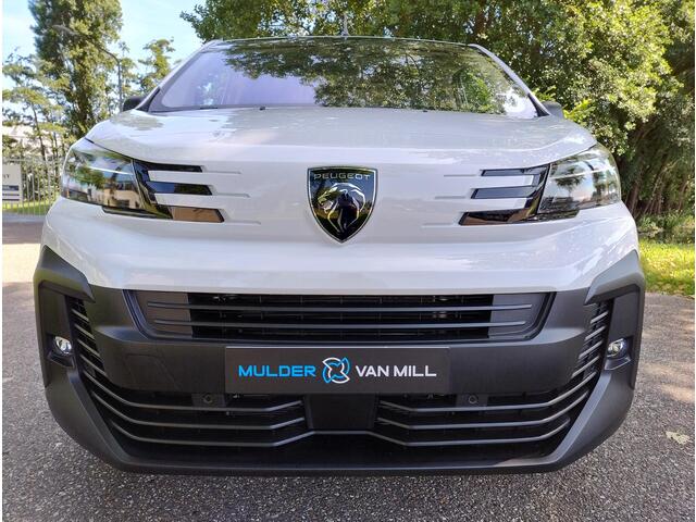 Peugeot e-Expert L2 75 kWh AUTOMAAT | LED koplampen | Climate control | Keyless entry | Dode hoek detectie | Achteruitrijcamera | Parkeersensoren voor en achter | Multimedia | Carplay | NAVI | Digital cockpit | Licht- en regensensor | Mistlampen | Bestuurdersstoel comfort