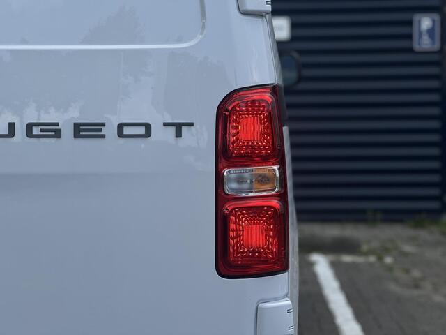 Peugeot e-Expert 75 kWh Long | Parkeercamera/-sensoren | Navigatie | Apple Carplay/Android Auto | DAB | Cruise Control | Airco | 3 Persoons |