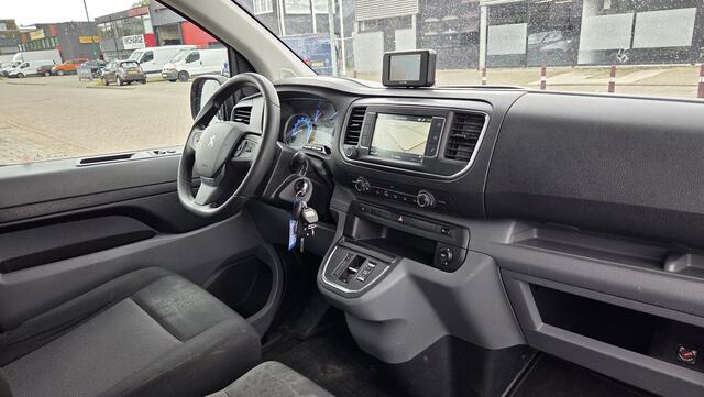 Peugeot e-Expert 75 kWh Long 9p Rolstoel uitv !!