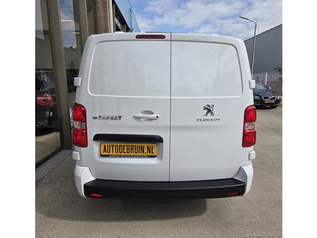 Peugeot e-Expert Long L3 75 kWh PDC Stoelverwarming Airco Achteruitrijcamera Cruise control