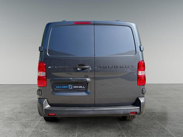 Peugeot e-Expert L3 75 kWh 136pk | 8 jaar garantie | 0% financial lease| NAVI | Apple Carplay | Android Auto | Parkeersensoren voor en achter | Achteruitrijcamera | Dode hoek detectie | Mistlampen | Licht- en regensensor | Automatische verlichting | Digital cockpit | Tuss