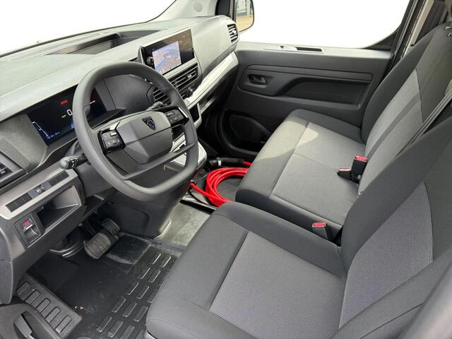 Peugeot e-Expert L3 75 kWh 136pk | ACTIE | 8 jaar garantie | 0% financial lease| NAVI | Apple Carplay | Android Auto | Parkeersensoren voor en achter | Achteruitrijcamera | Dode hoek detectie | Mistlampen | Licht- en regensensor | Automatische verlichting | Digital cockpi