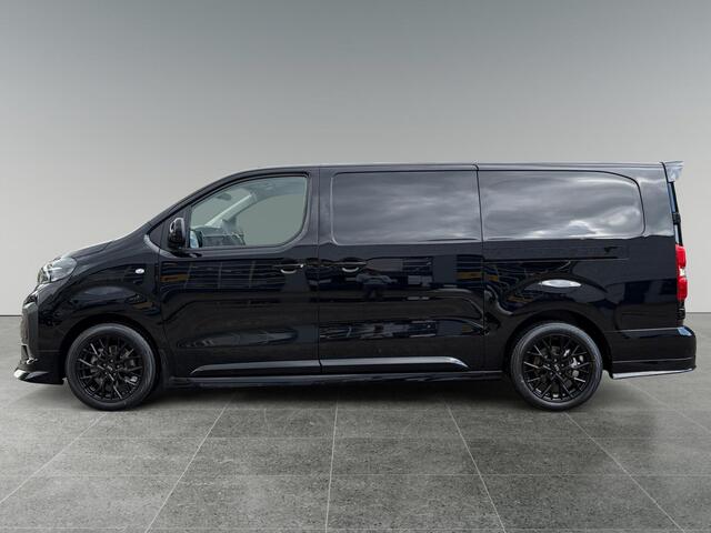 Peugeot e-Expert L3 75 kWh 136pk | 8 jaar garantie | STX SPORT | Lederen bekleding STX | STX Pakket | Dakspoiler | Sideskirts | 18 inch zwarte velgen | City NAVI Pakket | Comfort Pakket | Exterieur Pakket | Full ECO LED verlichting | Winter Pakket | Dubbele schuifdeur | H