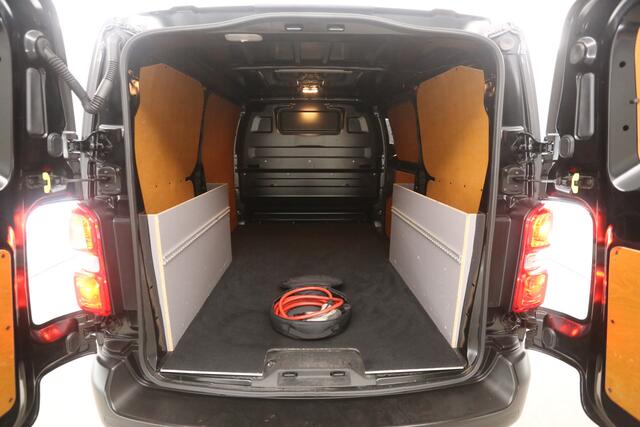 Peugeot e-Expert Standard Premium 75 kWh | Snelladen | SOH 94% | Airco | Camera | Cruise | Carplay | 3 Zits | Parkeersens.