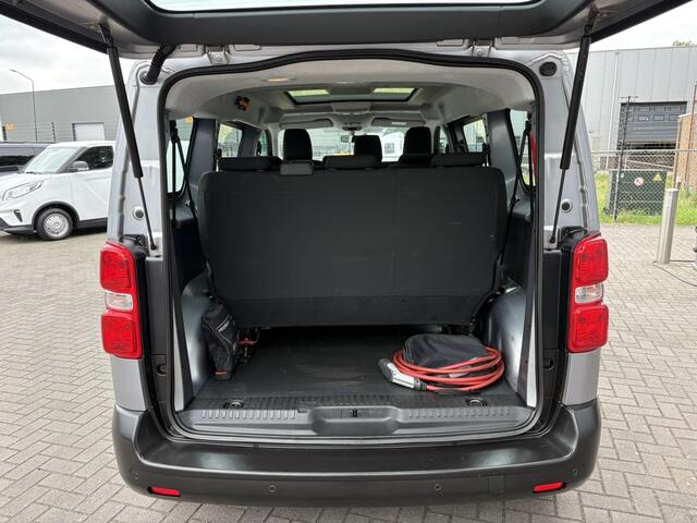 Peugeot e-Expert 50 kWh 9-persoons | excl. BTW | SoH 97,3%