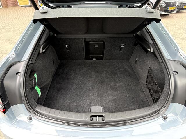 Polestar 2 Long Range Single Motor 78 kWh Warmtepomp, 360'Camera, Adap.Cruise