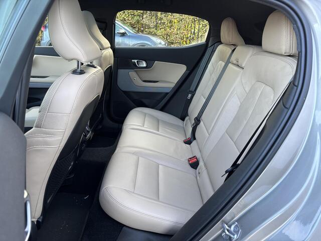 Polestar 2 Standard Range Single Motor 63kWh | 96,8% SOH | Panoramadak | Harman Kardon | Lederen bekleding |