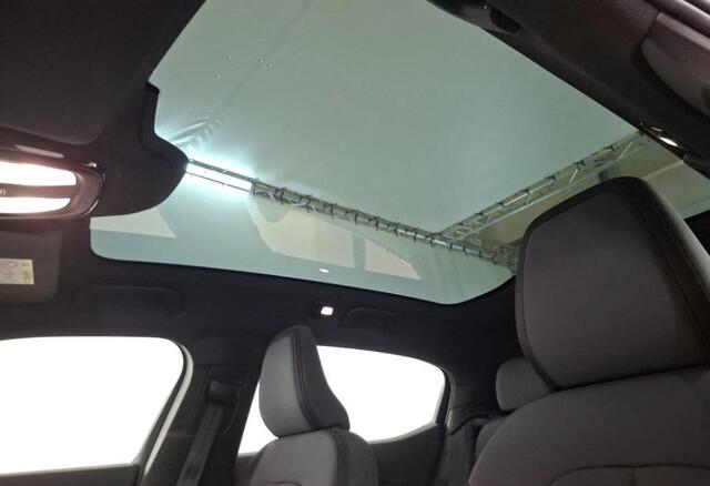 Polestar 2 Long Range Dual Motor Launch Edition 78kWh | Panoramadak | Stoelverwarming | Stuurverwarming | Harman Kardon | Memory Seat | 360 Camera | Keyless | Elektrische Trekhaak | Apple Carplay | BTW | LED |