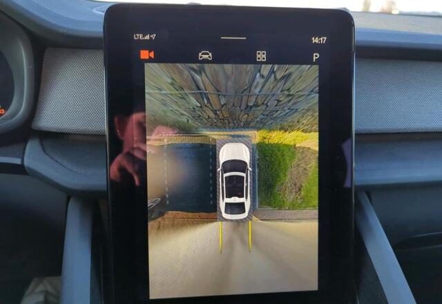 Polestar 2 Long Range Dual Motor Launch Edition 78kWh | Panoramadak | Stoelverwarming | Stuurverwarming | Harman Kardon | Memory Seat | 360 Camera | Keyless | Apple Carplay | BTW | LED |