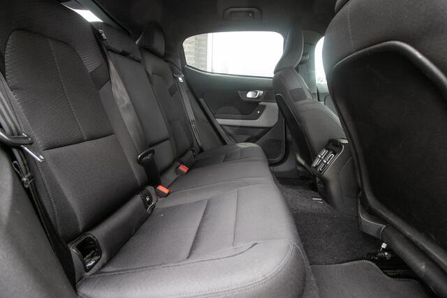 Polestar 2 Long Range Single Motor 78 kWh | 19" Lmv | Keyless |
