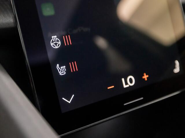 Polestar 2 Long Range Dual Motor Launch Edition 78kWh 408 Pk (PANORAMADAK, TREKHAAK WEGKLAPBAAR, HARMAN KARDON AUDIO, PIXEL LED KOPLAMPEN, CAMERA, STUUR/STOEL VERWARMING, ADAPTIVE CRUISE, NIEUWSTAAT)