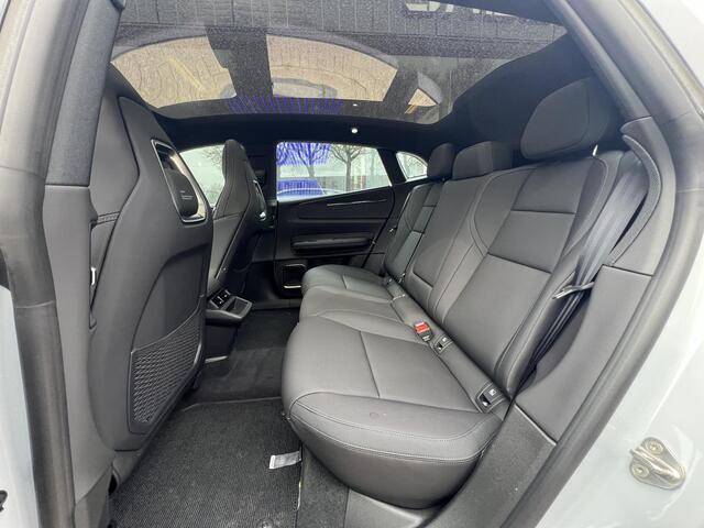 Polestar 4 Long Range Single motor 100 kWh 272PK | SOH 99,7% | Navigatie |