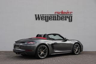 porsche-718-boxster-2.0-pdk-bose-na
