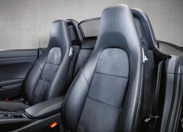 Porsche 718 Boxster 2.0 PDK 300 PK PCM Navi Xenon Camera Stoelverwarming