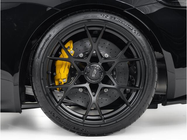 Porsche 718 Spyder RS