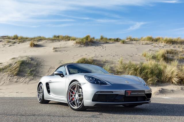 Porsche 718 Boxster 2.5 GTS Sportchrono|Sportuitlaat|Apple carplay|Alarm klasse 3|Achteruitrijcamera|20 Inch Concaver|Bose audio|Stoelverwarming|Parkeersensoren rondom