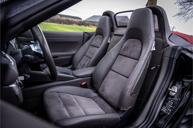 Porsche 718 Boxster 2.0 300 PK Turbo 20" PDLS 1e Eigenaar Nieuwstaat