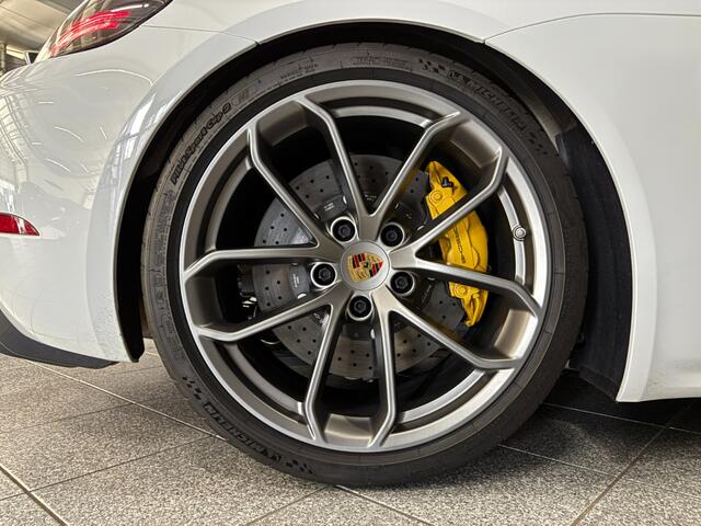 Porsche 718 Spyder 4.0 PCCB | Bose | Bucketseats