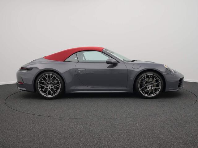 Porsche 911 Carrera Cabriolet