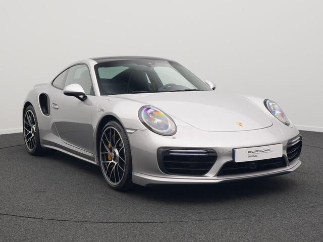 Porsche 911 Turbo S