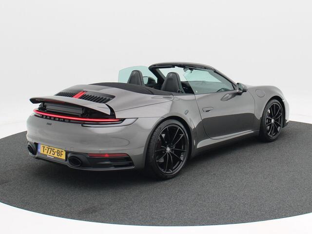Porsche 911 Cabrio 3.0 Carrera 385 Pk Automaat | 360 Camera | Sportuitlaat | 20 Inch | Bose Audio | Carplay | LED | Parkeersensoren | Cruise Control | 57.285 Km!